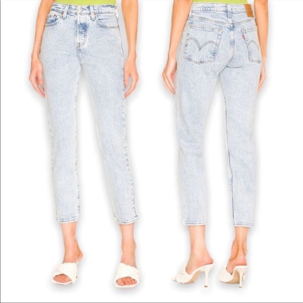 Levi’s Wedgie Icon Fit Acid Wash Skinny Jeans in Light Wash NEW